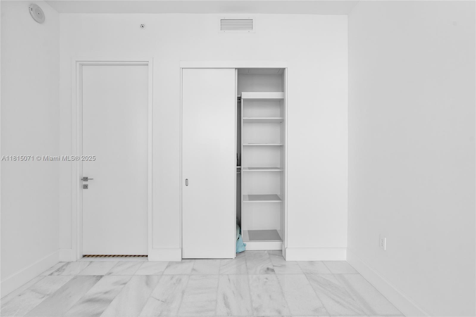 700 NE 26th Ter # 1106