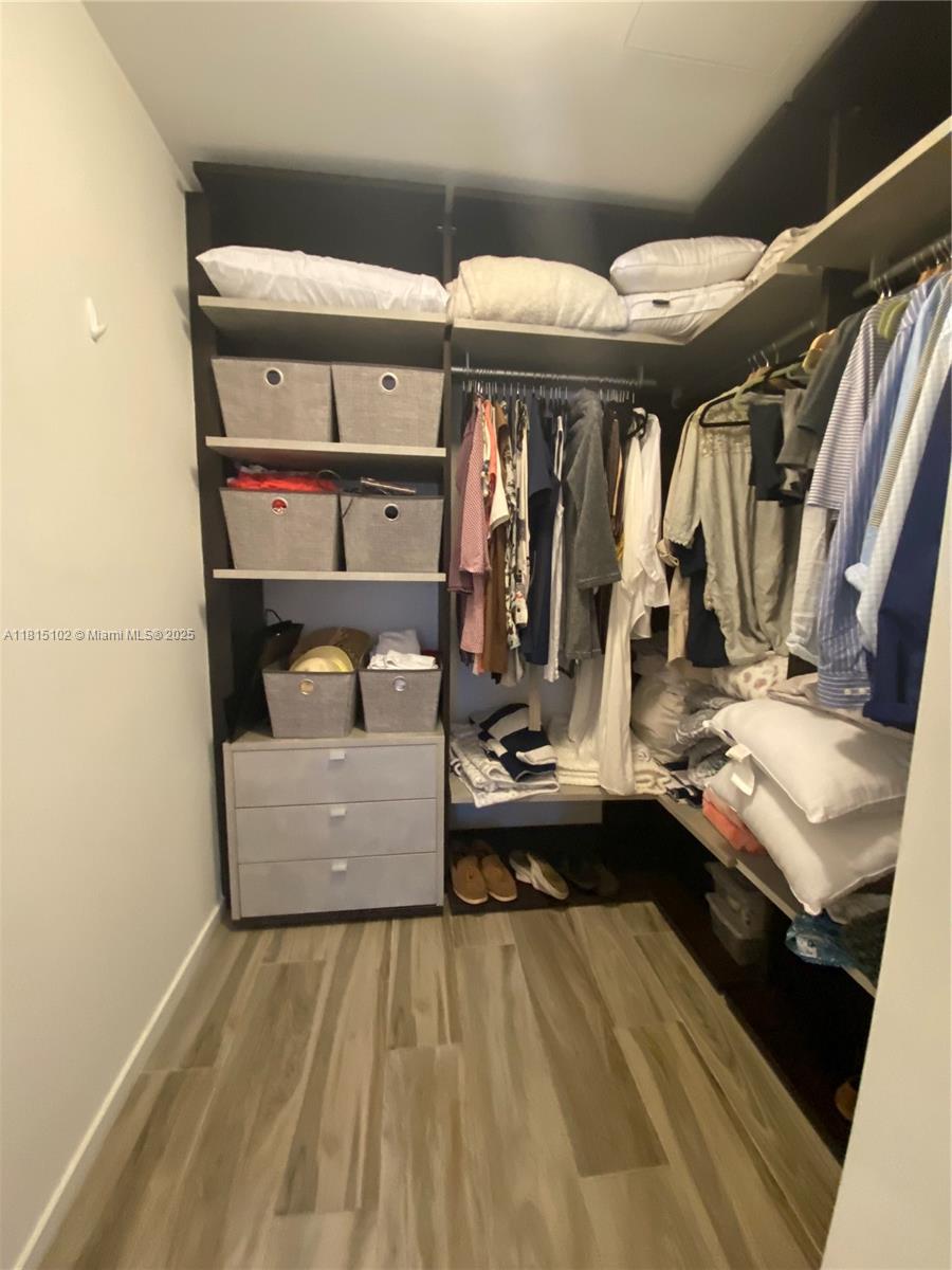 801 Unit: 2306