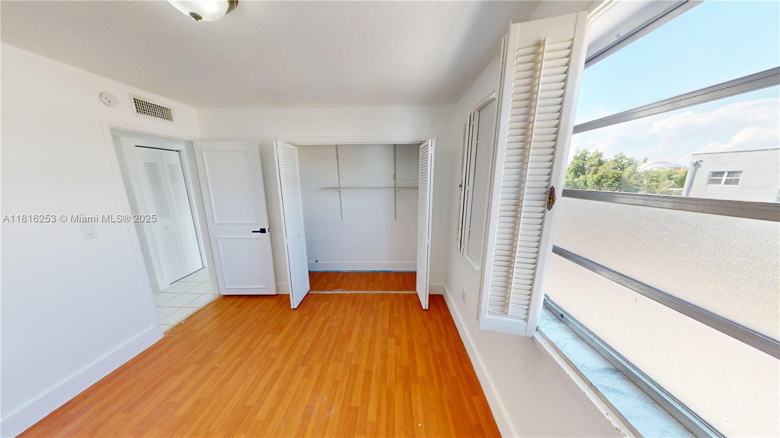 677 SW 9th Ave # 309