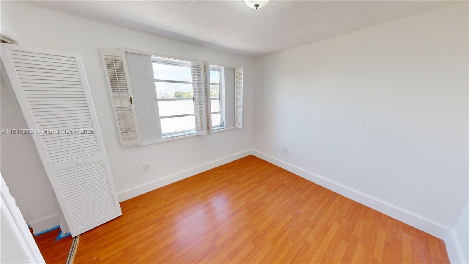 677 SW 9th Ave # 309