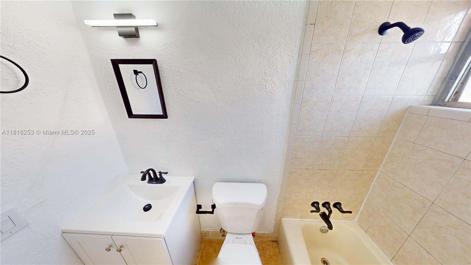 677 SW 9th Ave # 309