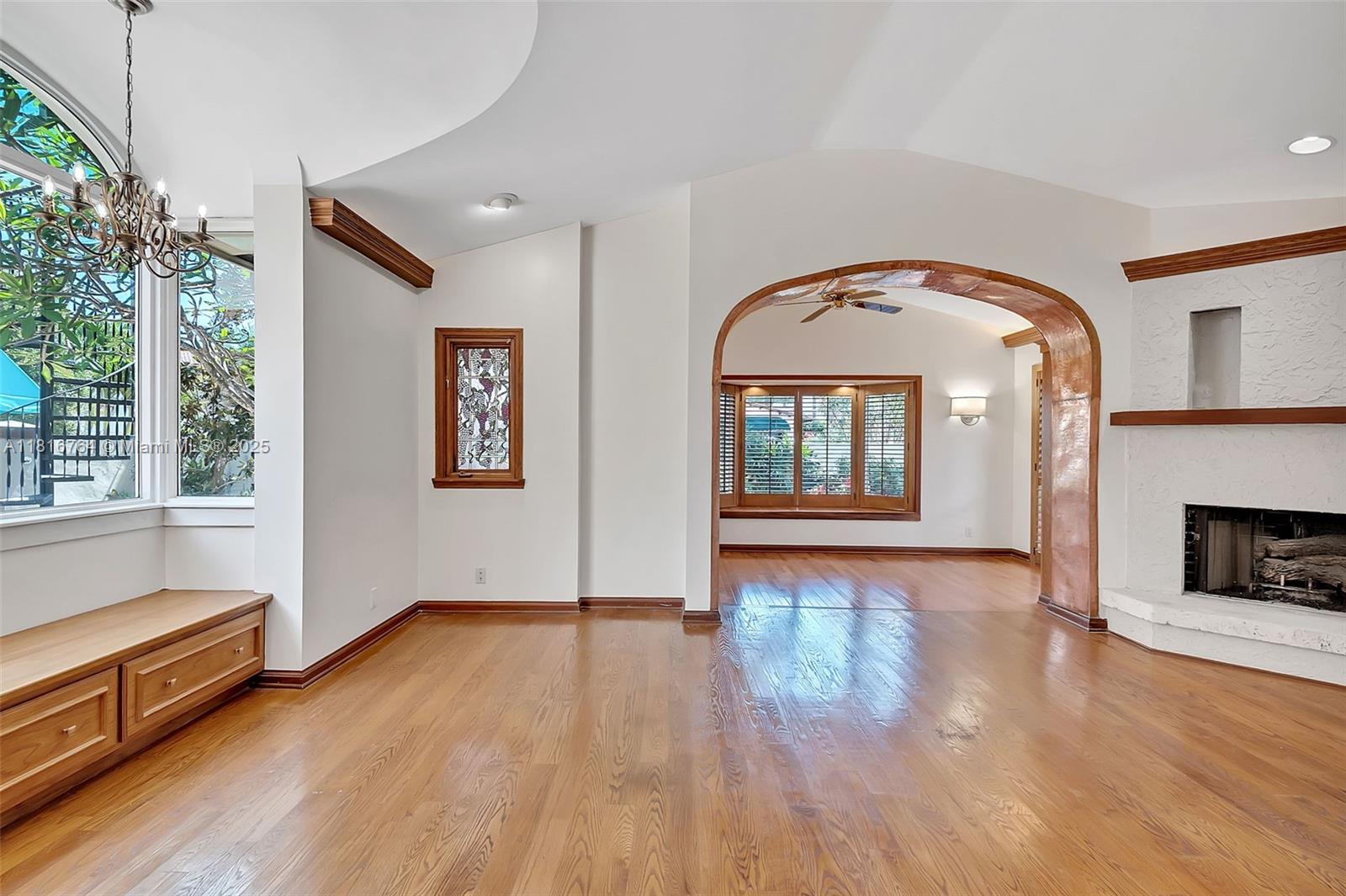 325 Bontona Ave