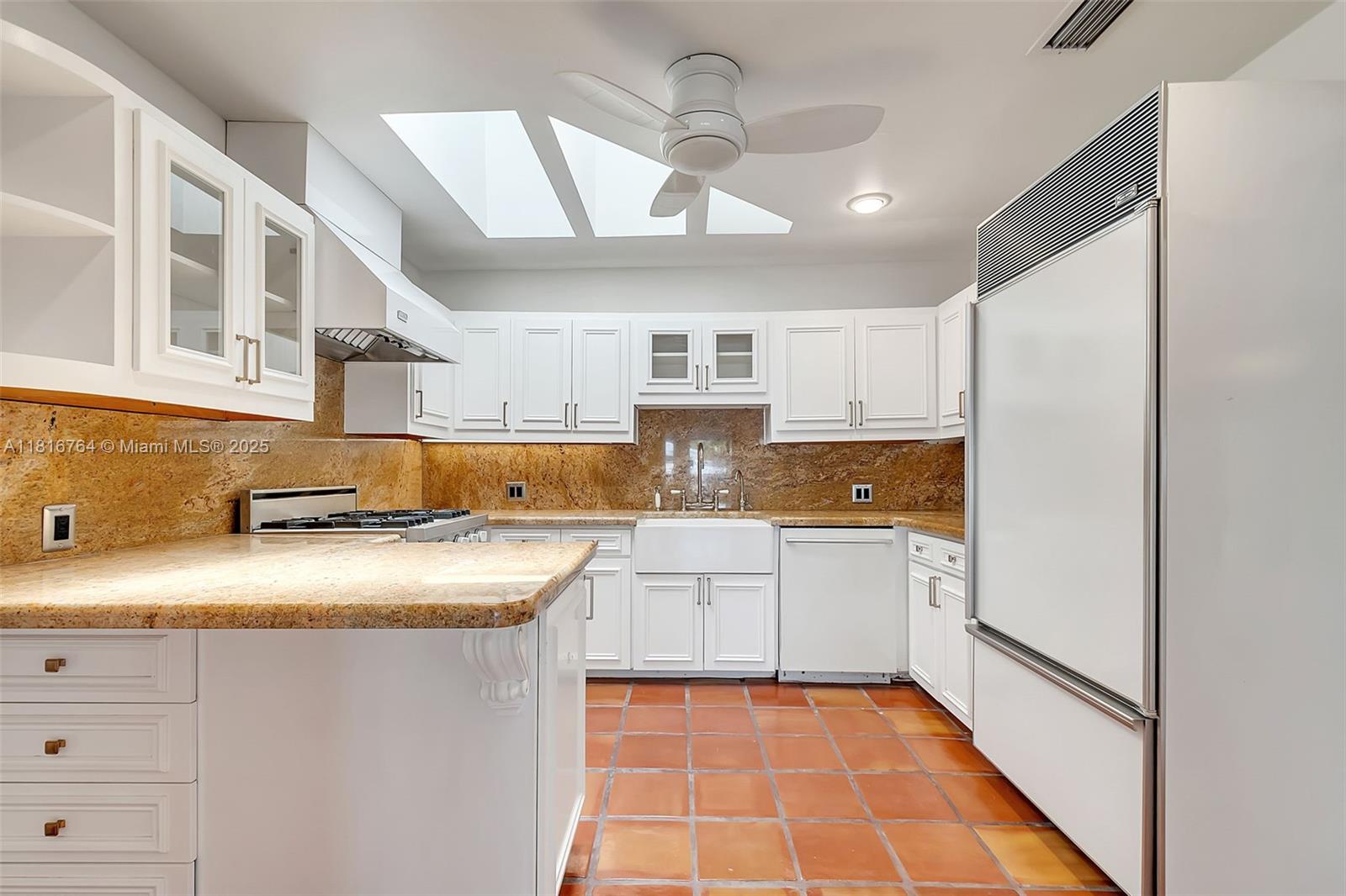 325 Bontona Ave