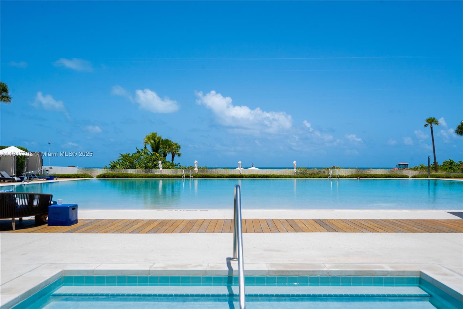 360 Ocean Dr # 1106S