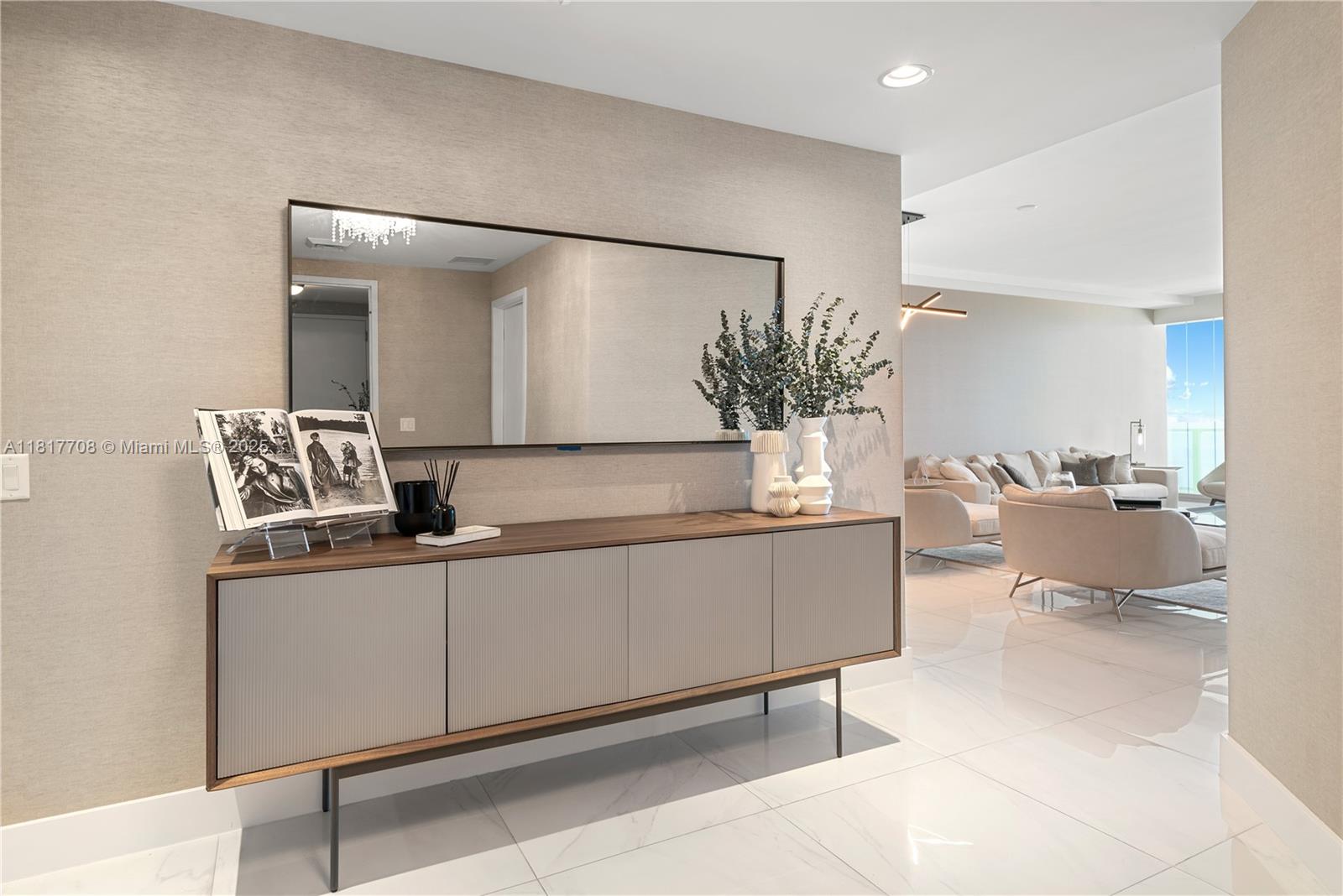 360 Ocean Dr # 1106S