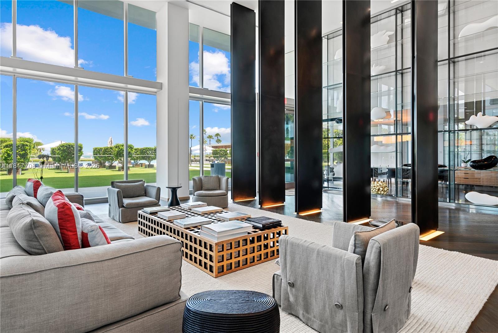 360 Ocean Dr # 1106S