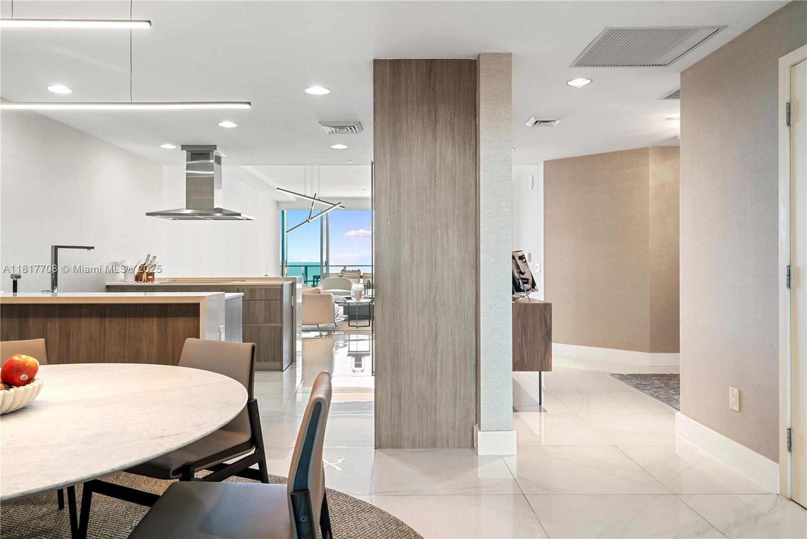 360 Ocean Dr # 1106S