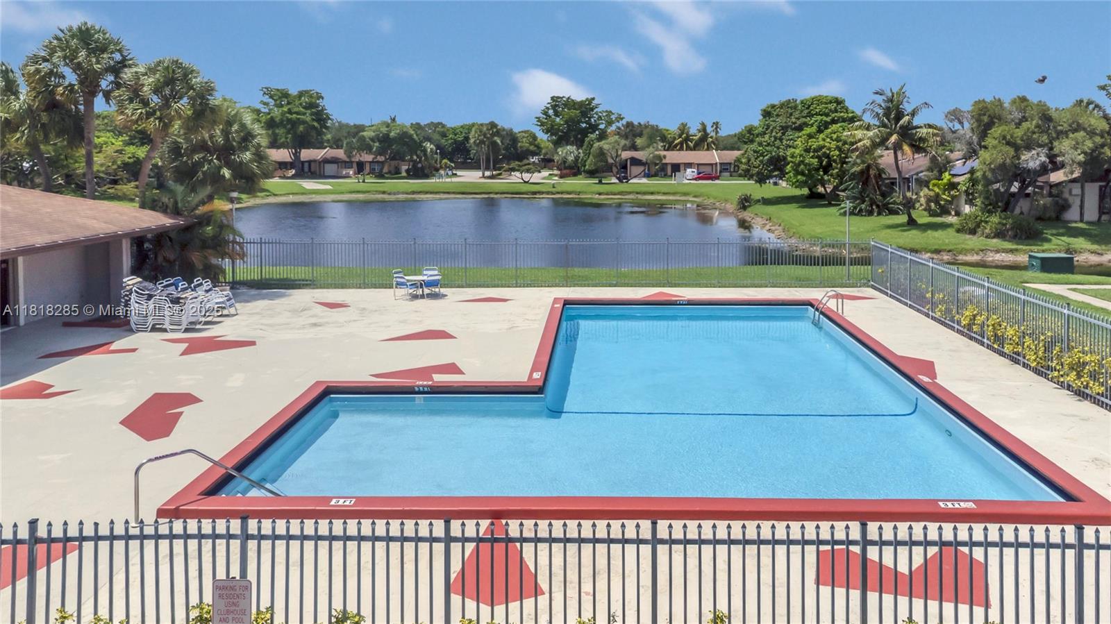 9550 W Heather Ln