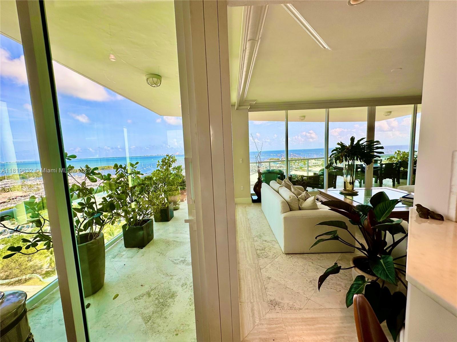 2645 S Bayshore Dr # 1403