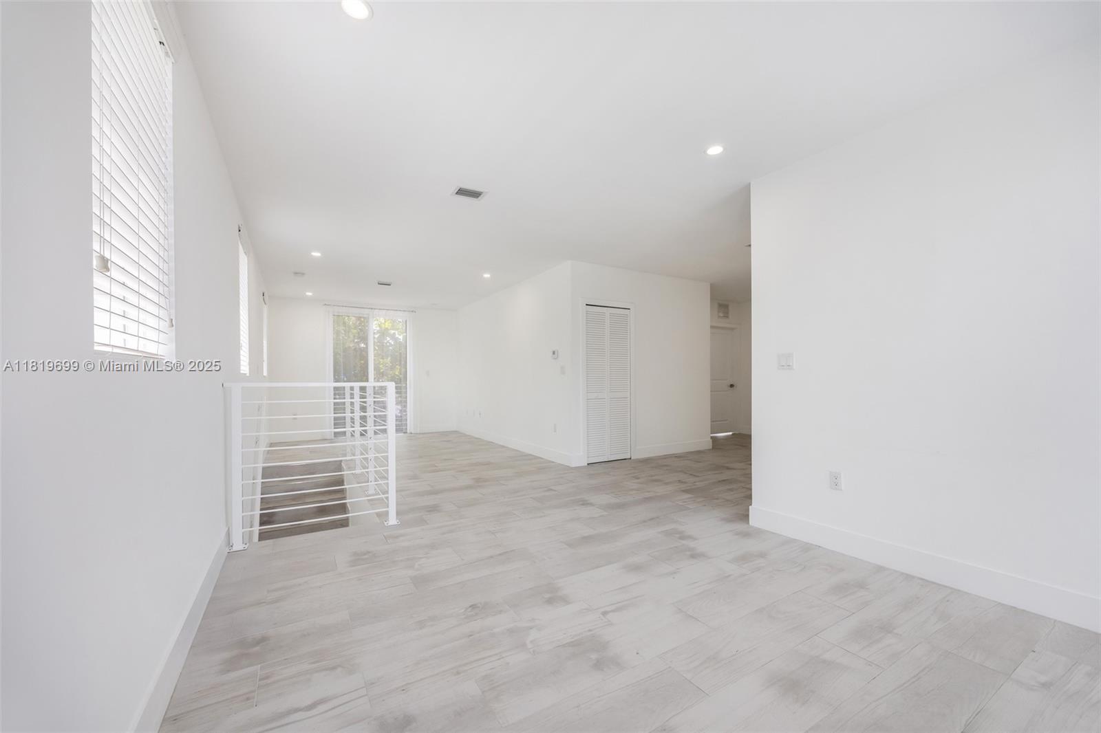 3787 Thomas Ave