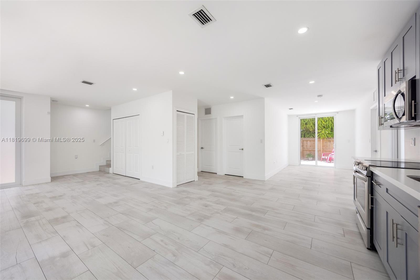 3787 Thomas Ave