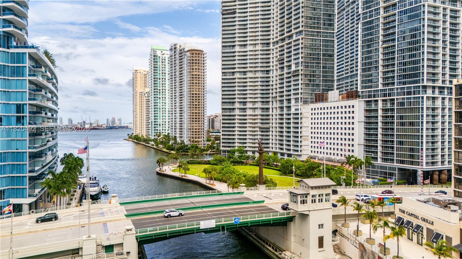 465 Brickell Ave # 417