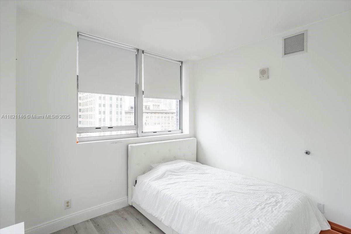 111 E Flagler St # 1309