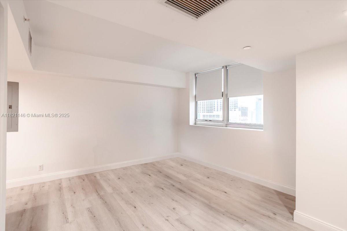 111 E Flagler St # 1309
