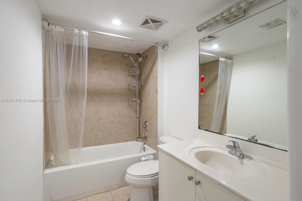 111 E Flagler St # 1309