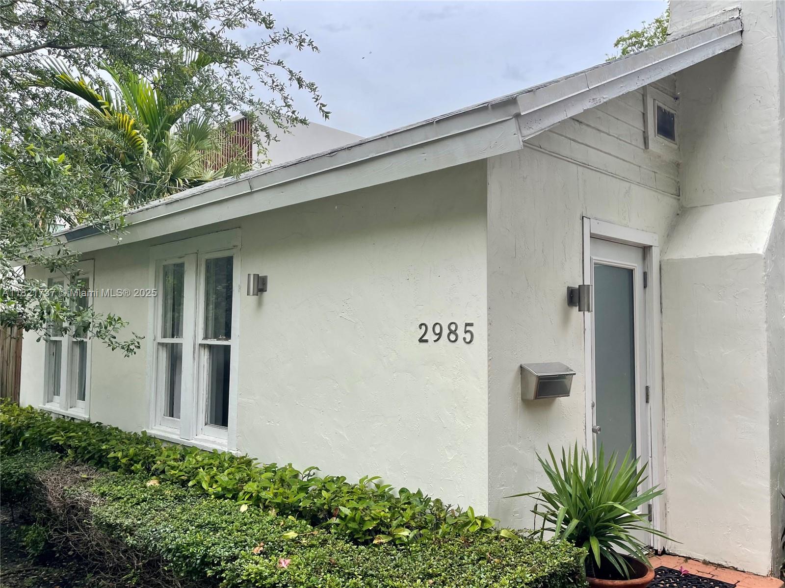 2985 Aviation Ave