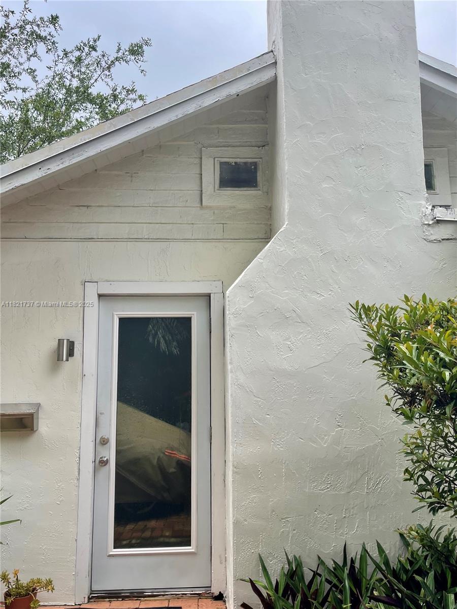 2985 Aviation Ave