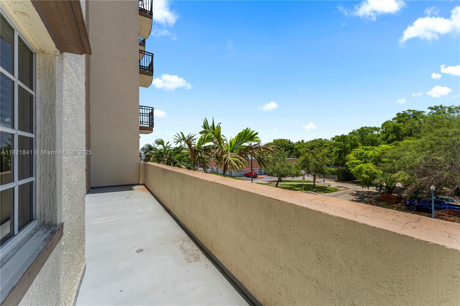 5271 SW 8th St # 213