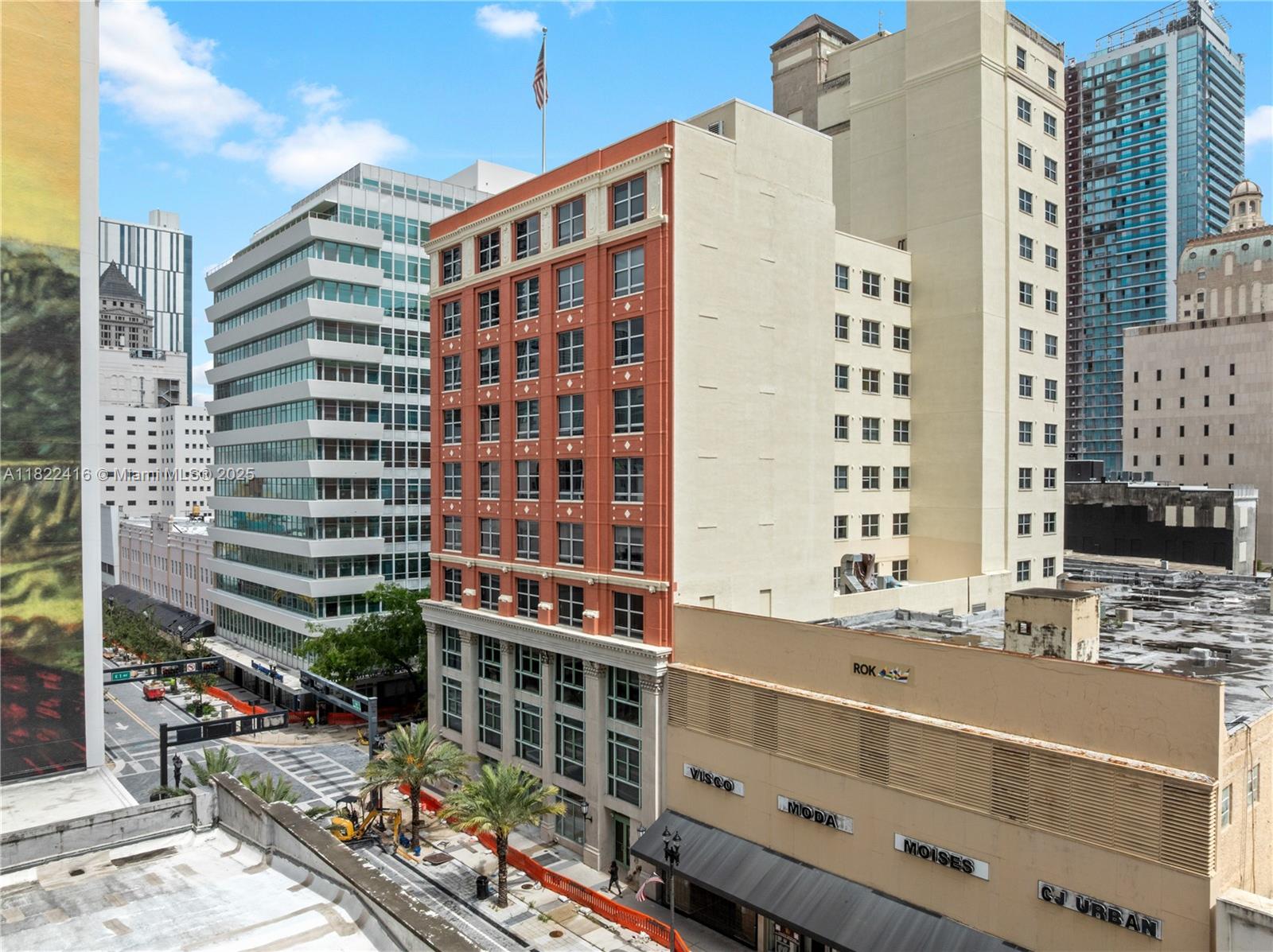 111 E Flagler St # 603