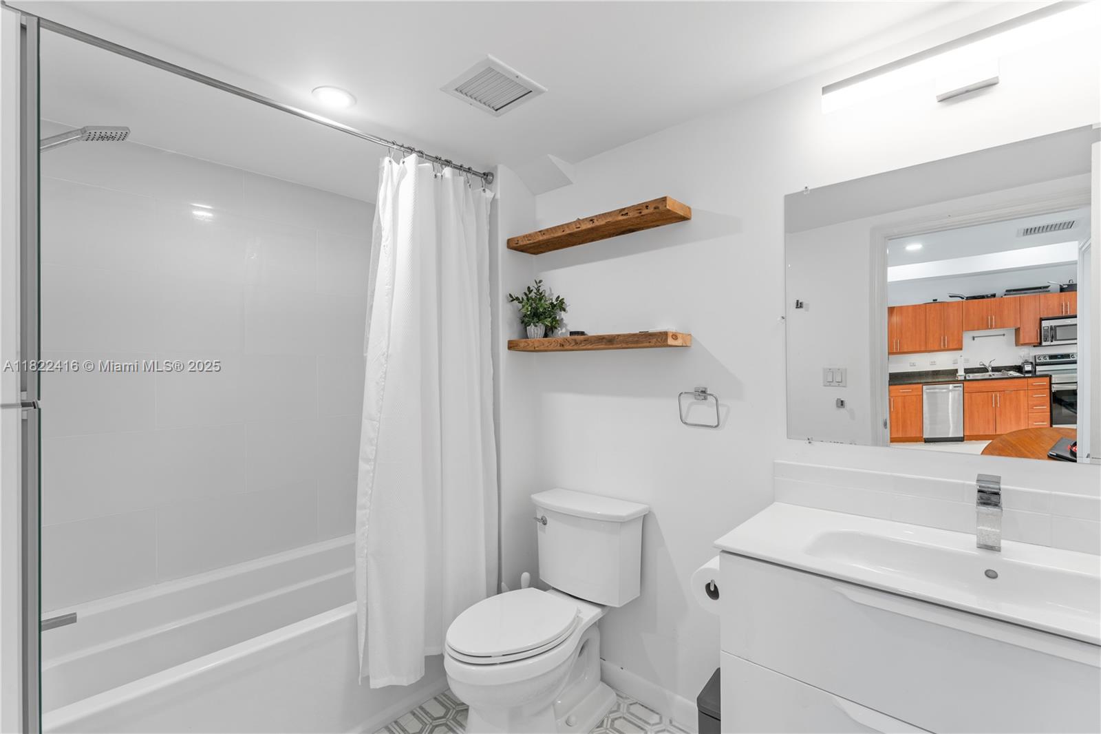 111 E Flagler St # 603