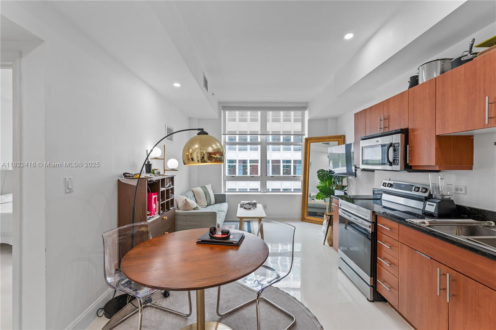 111 E Flagler St # 603
