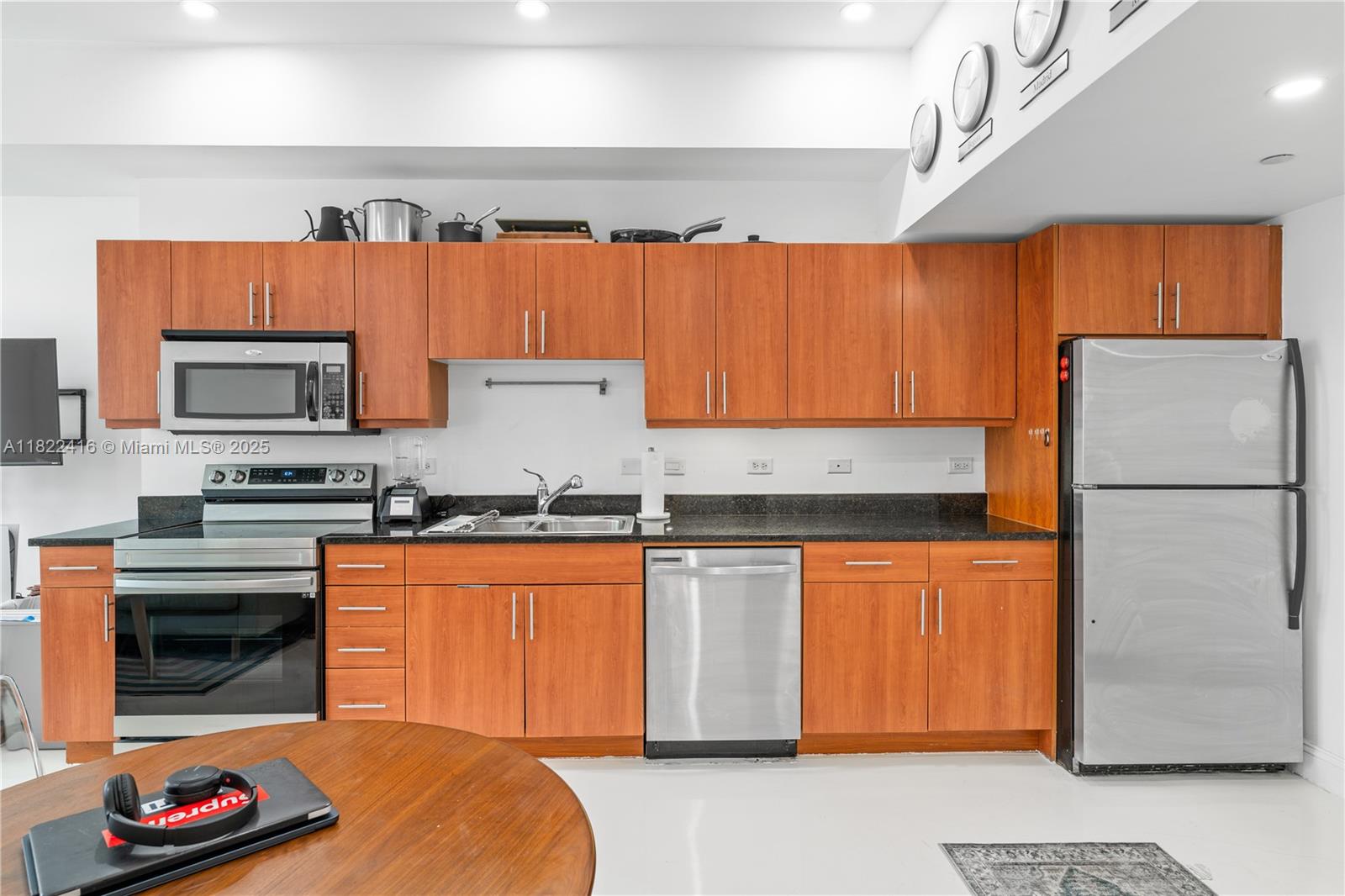 111 E Flagler St # 603