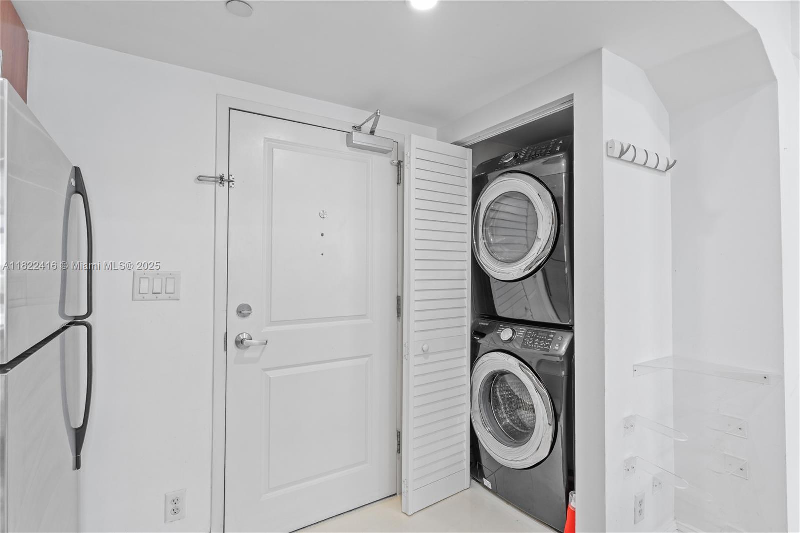 111 E Flagler St # 603