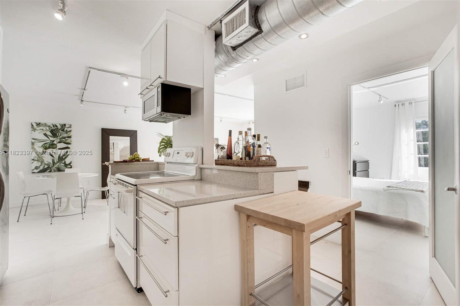 201 Jefferson Ave # 2E