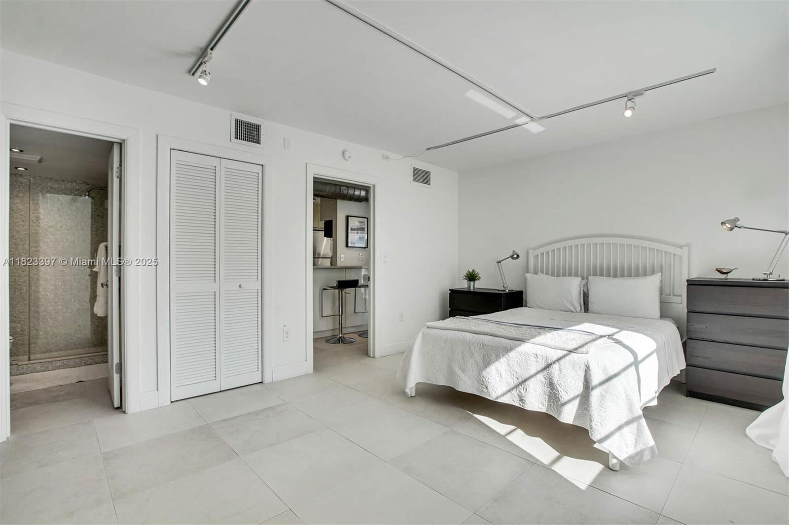 201 Jefferson Ave # 2E