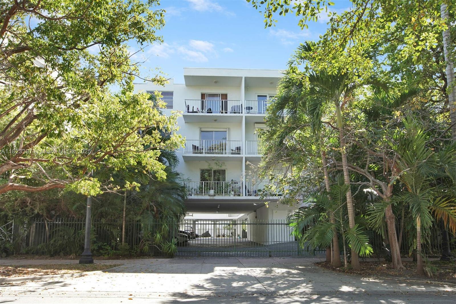 201 Jefferson Ave # 2E