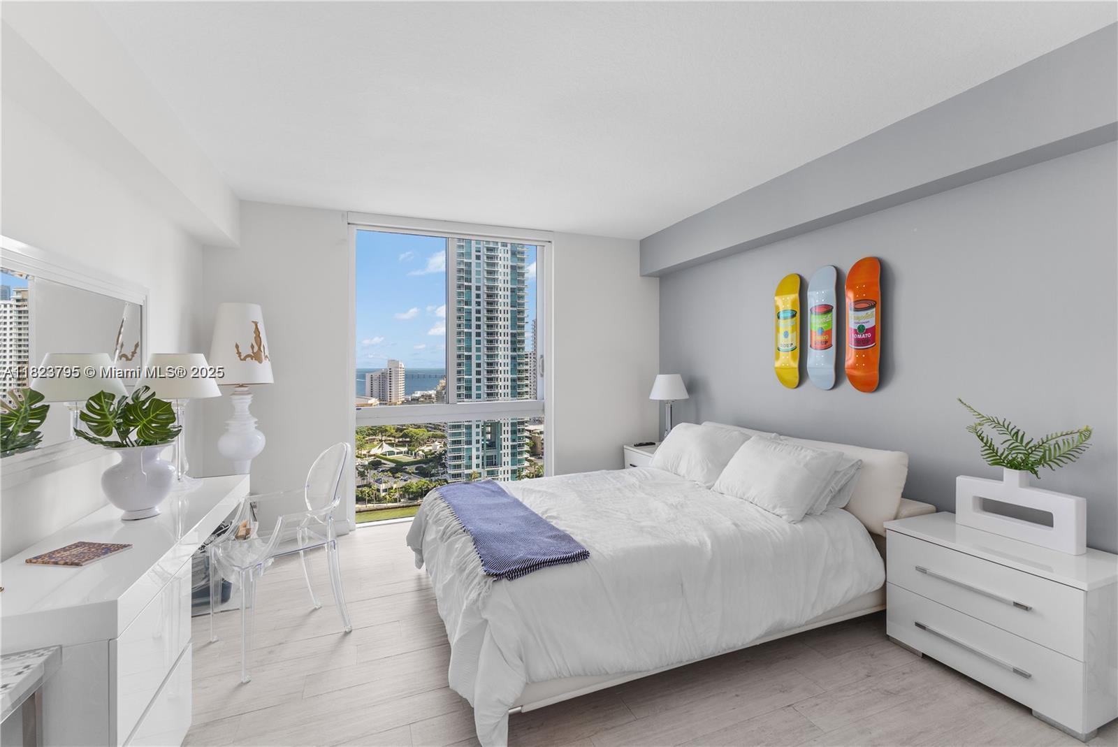 335 S Biscayne # 2309