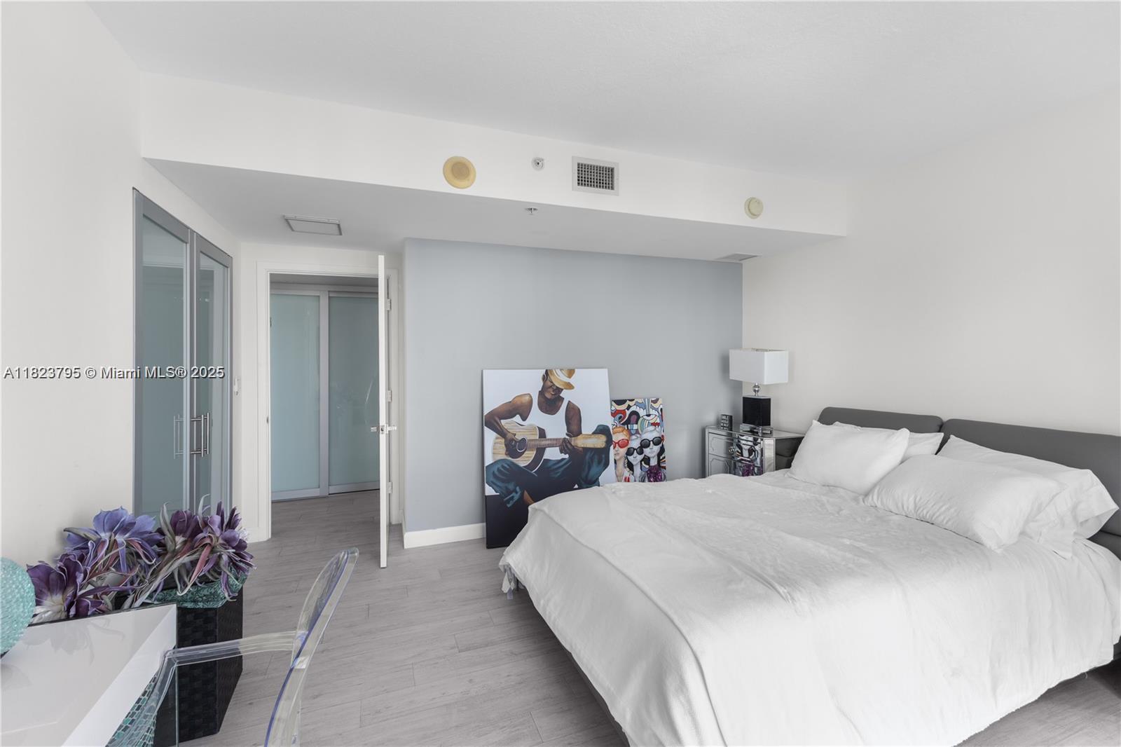 335 S Biscayne # 2309