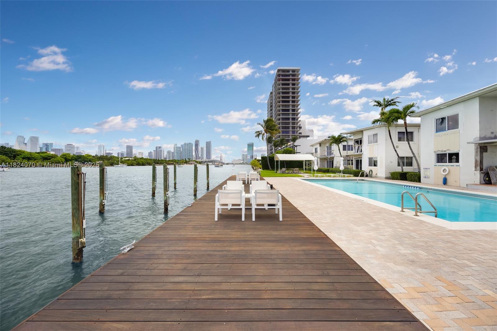 1100 Venetian Way # 1D