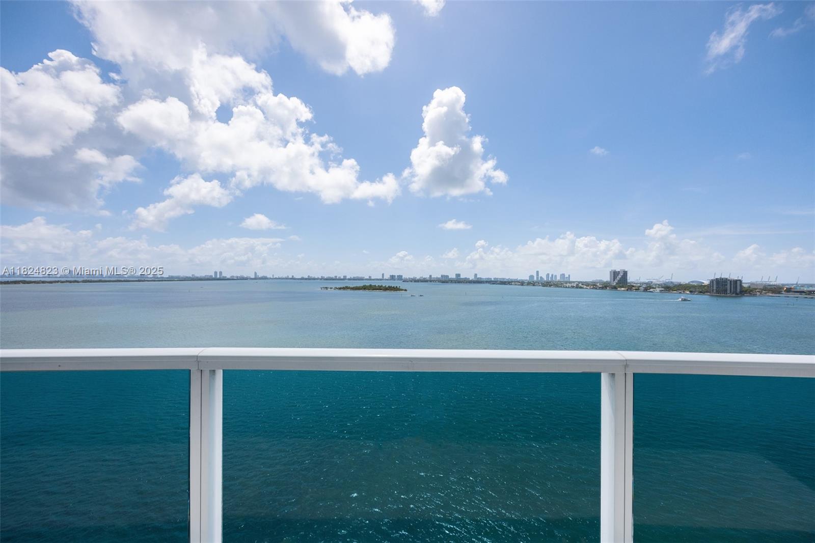 725 NE 22nd St # 10B