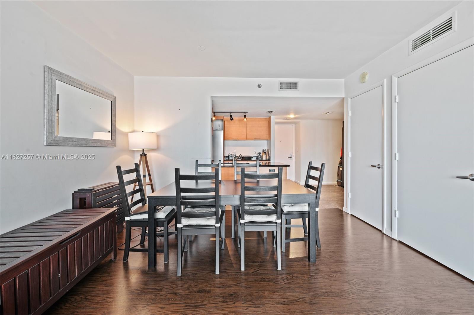 50 Biscayne Blvd # 3605