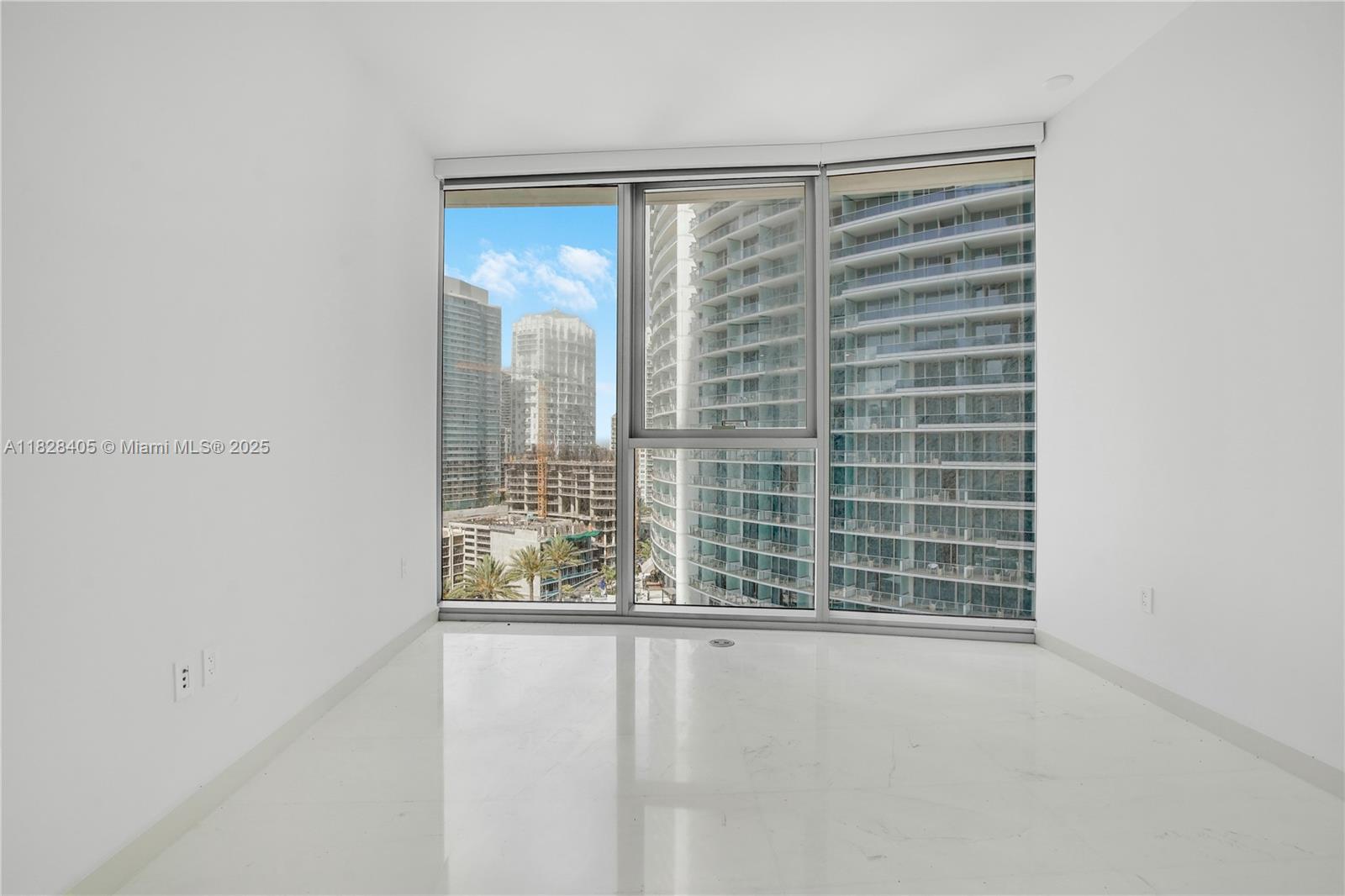 300 Biscayne Blvd Way # 2107