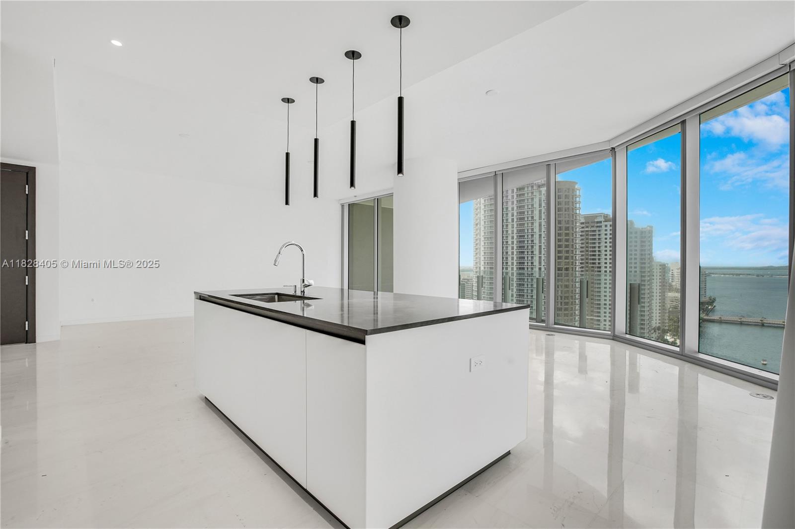 300 Biscayne Blvd Way # 2107