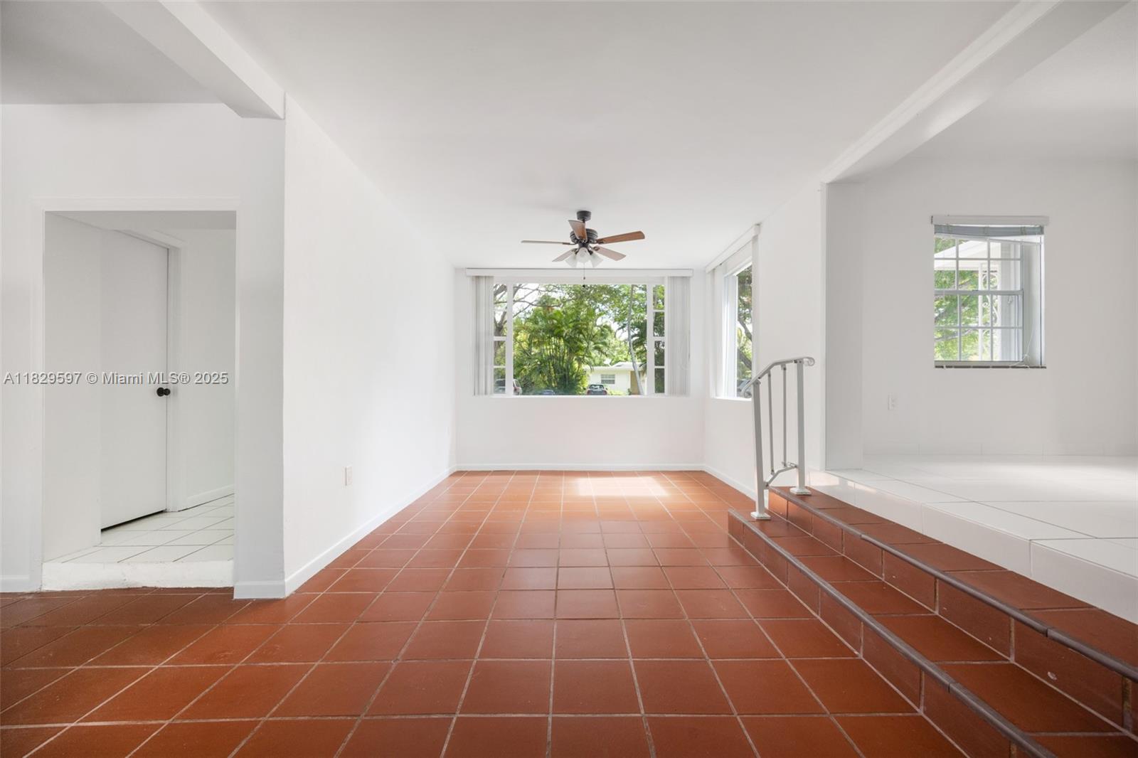 5960 SW 46th Ter