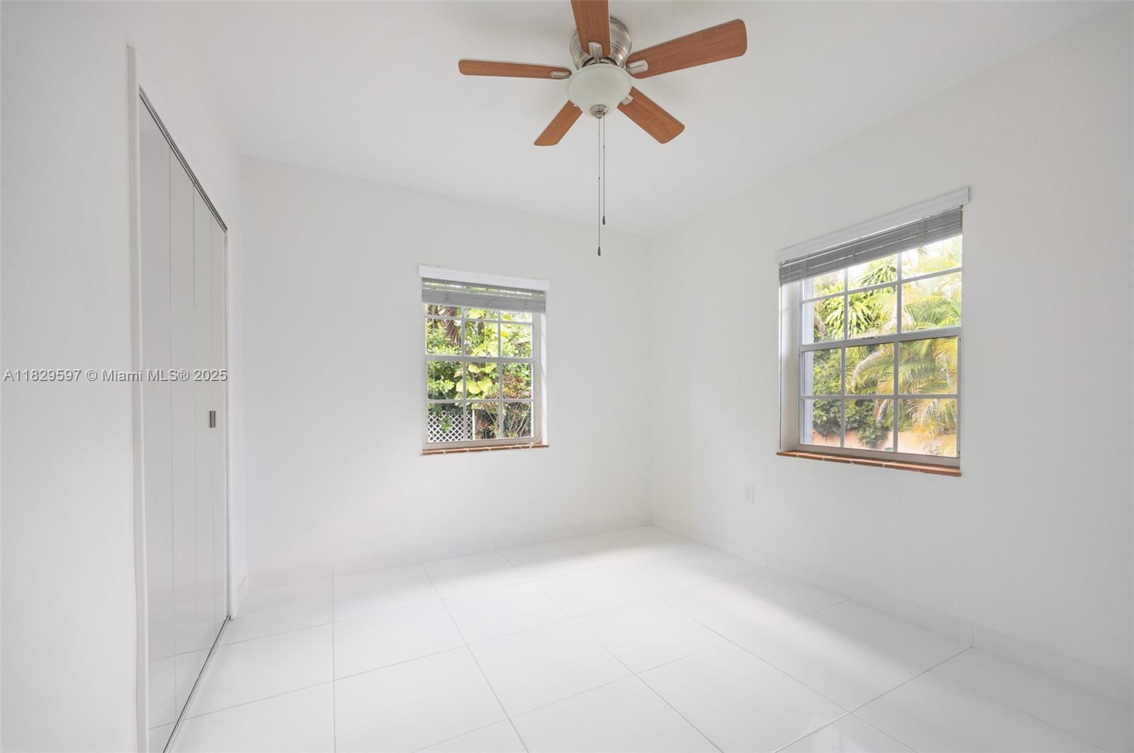 5960 SW 46th Ter