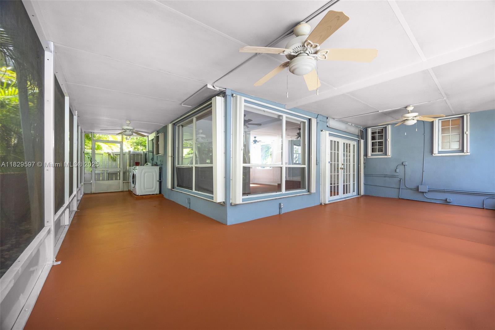 5960 SW 46th Ter