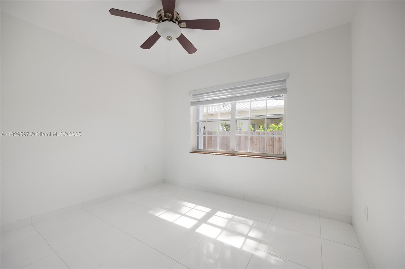 5960 SW 46th Ter