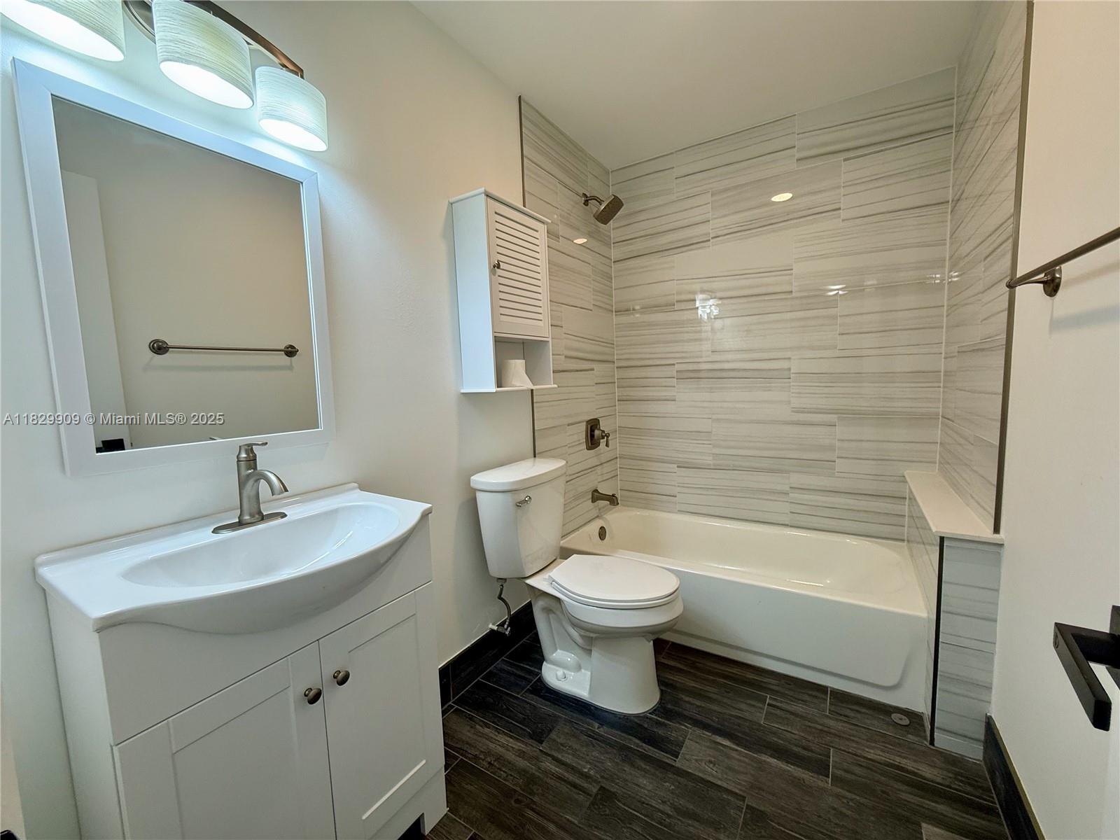 1044 S Independence Dr # 1044I