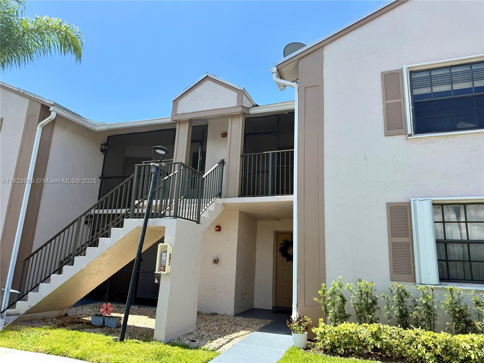 1044 S Independence Dr # 1044I