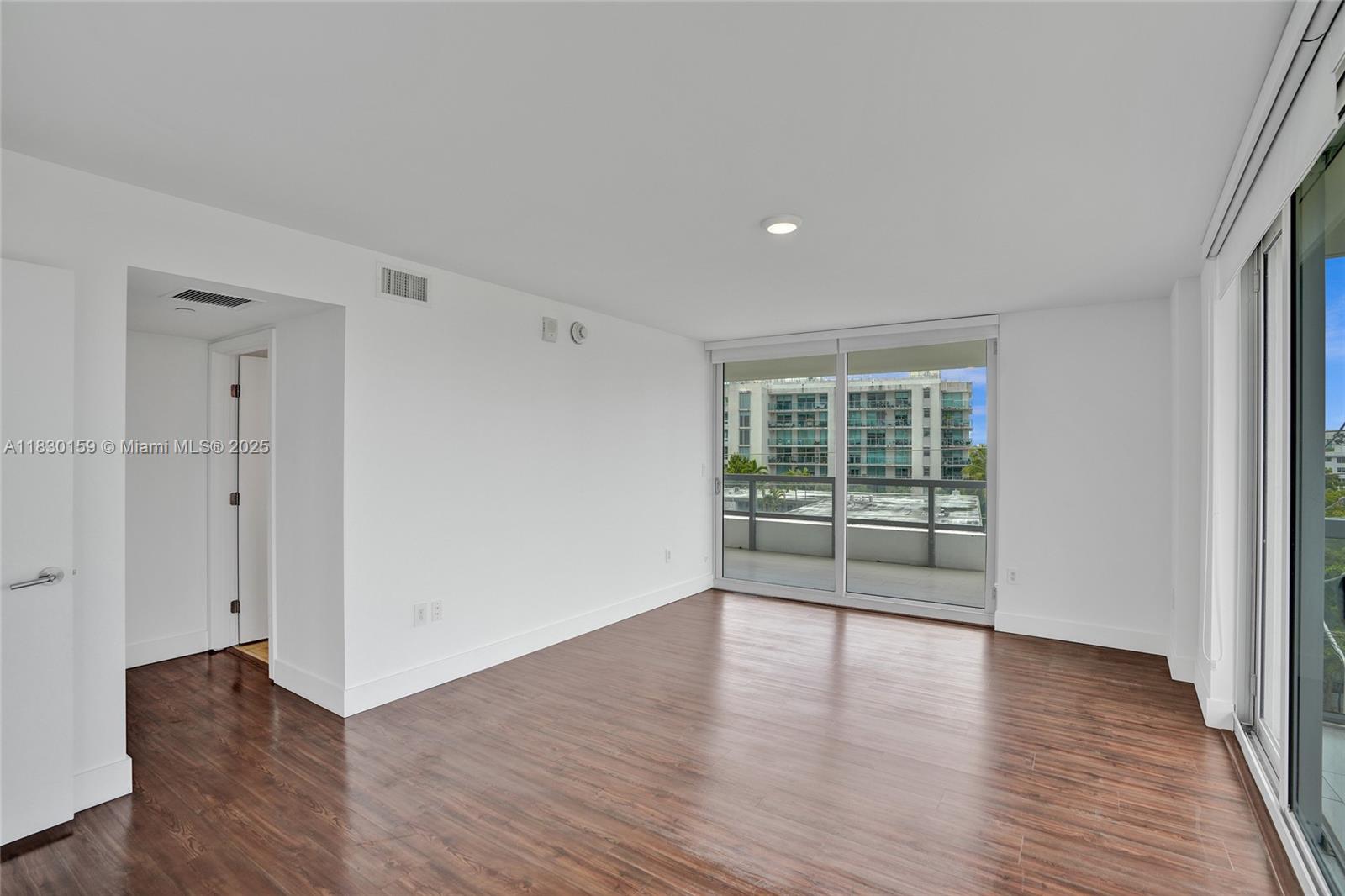 9261 E Bay Harbor Dr # 506