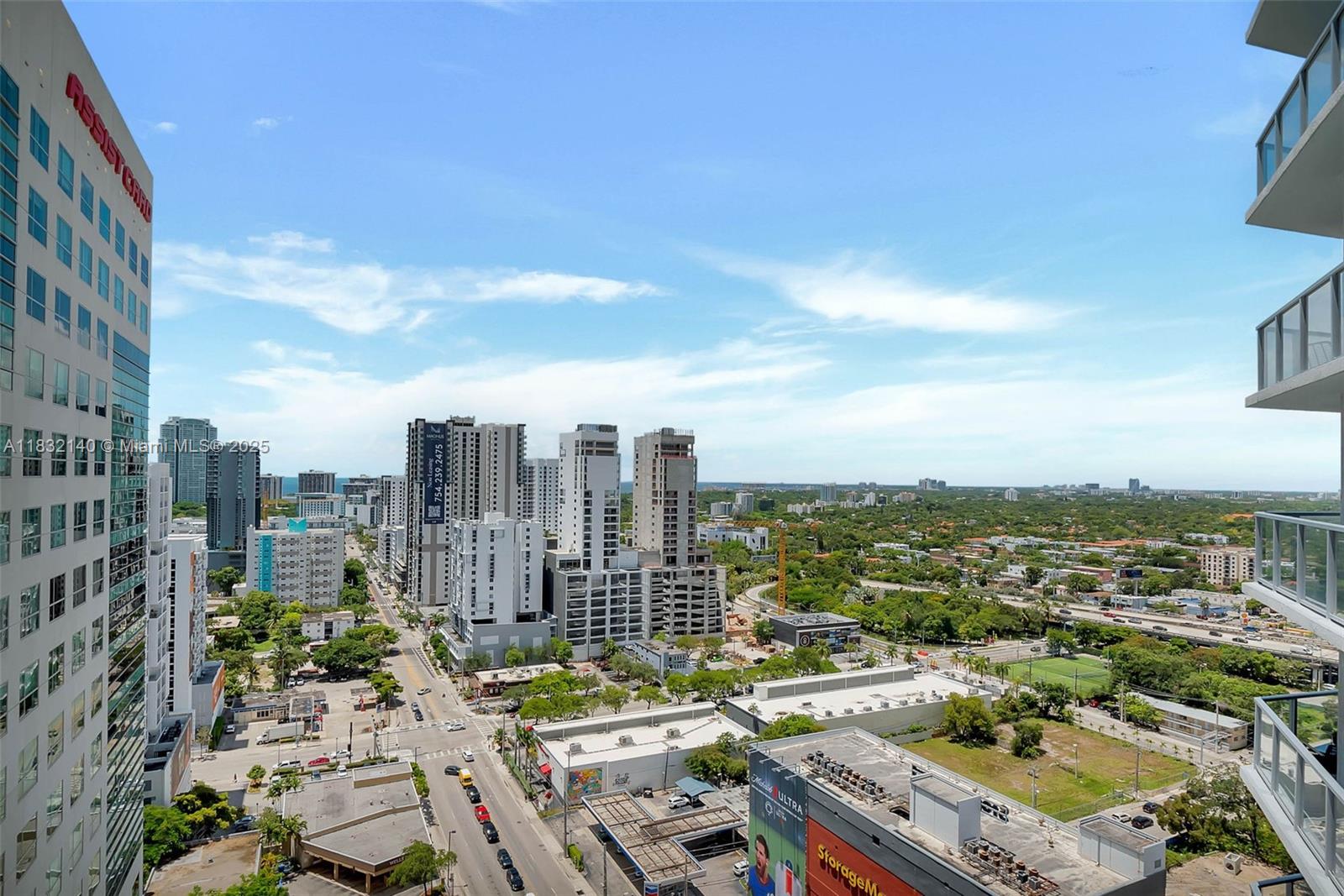 185 SW 7th St # 2204