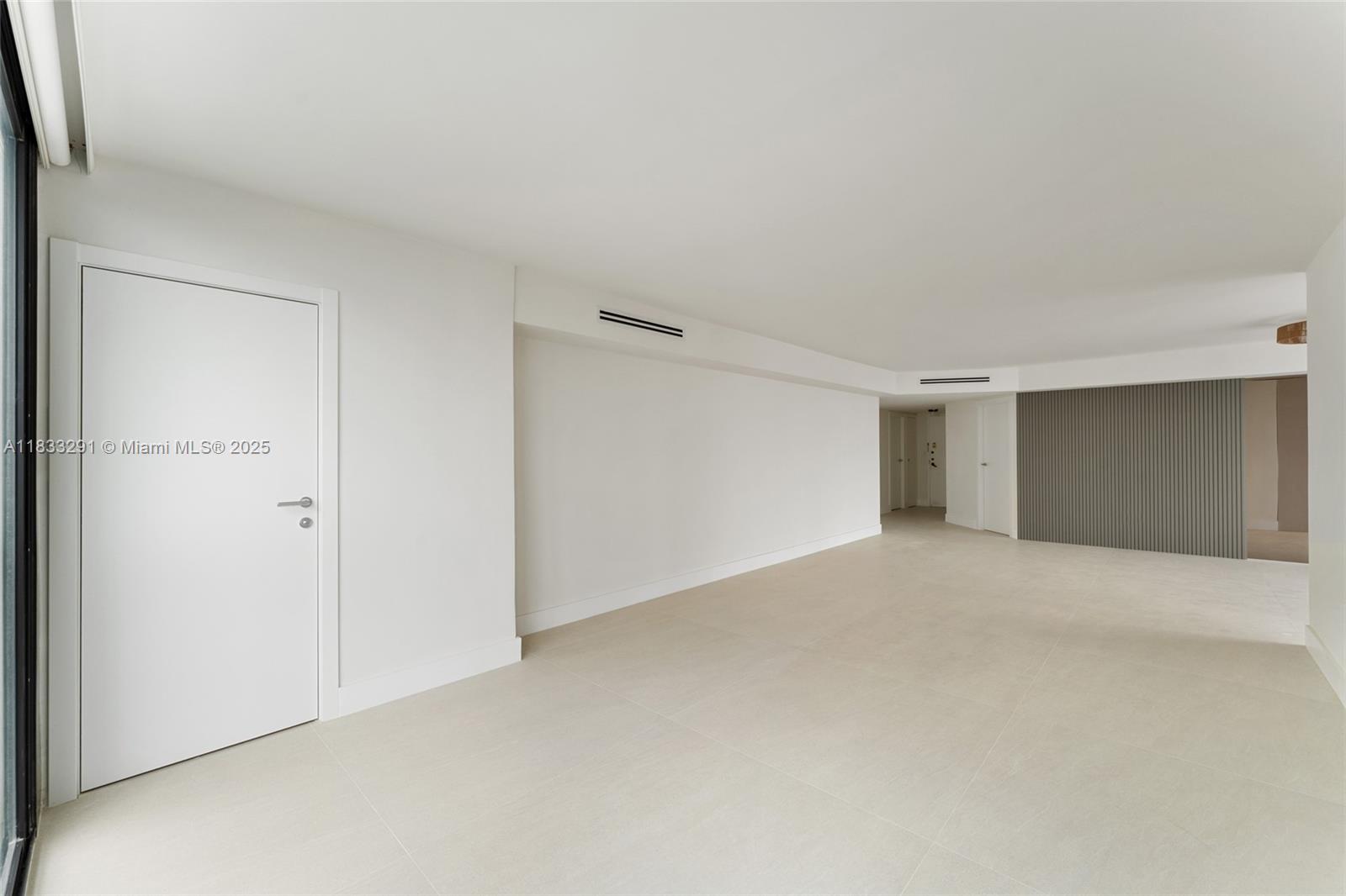 2333 Brickell Ave # 2302