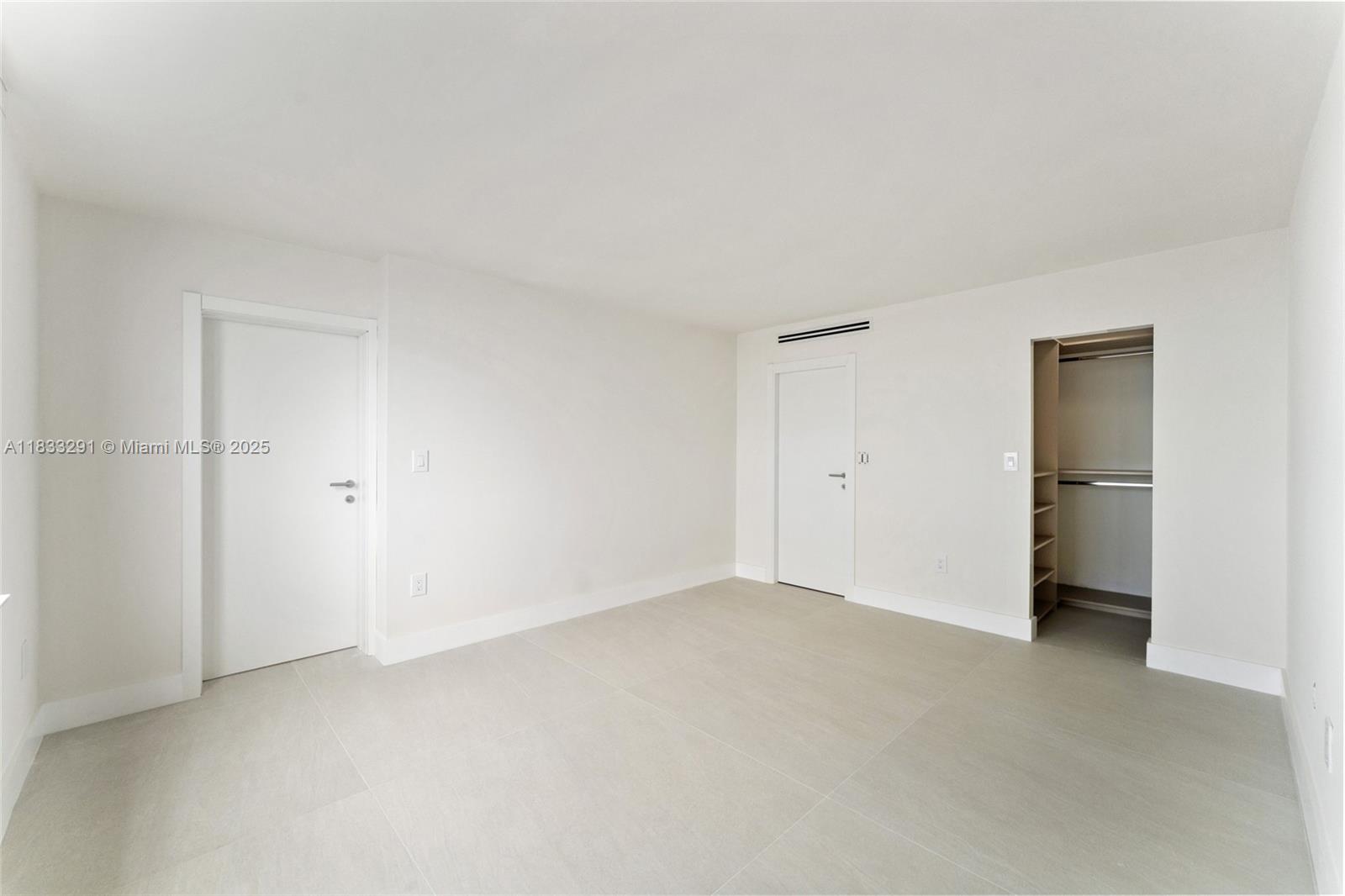 2333 Brickell Ave # 2302