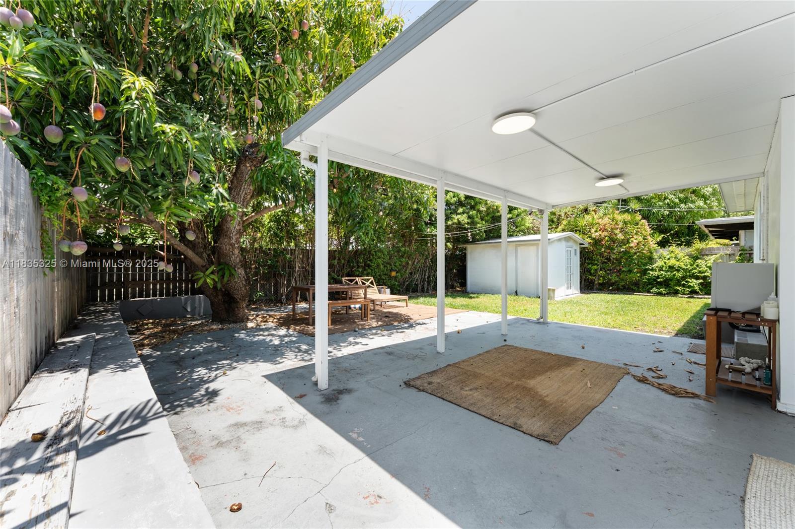 2485 SW 19th Ter