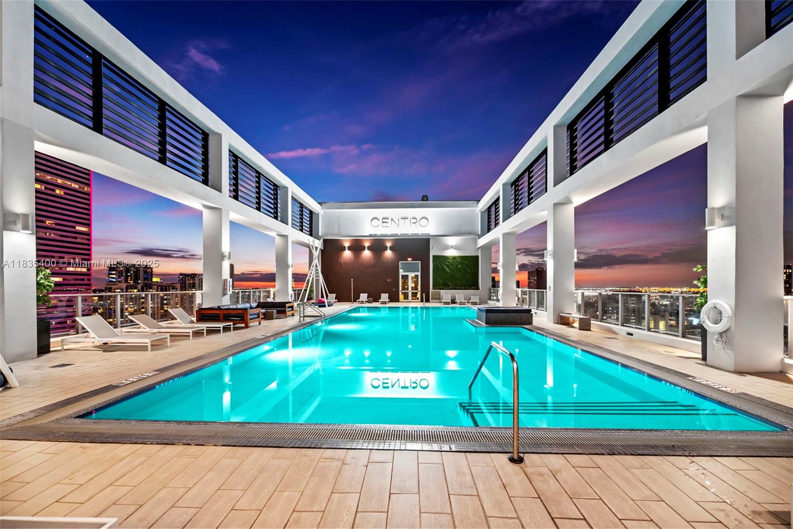 151 SE 1st St # 2511