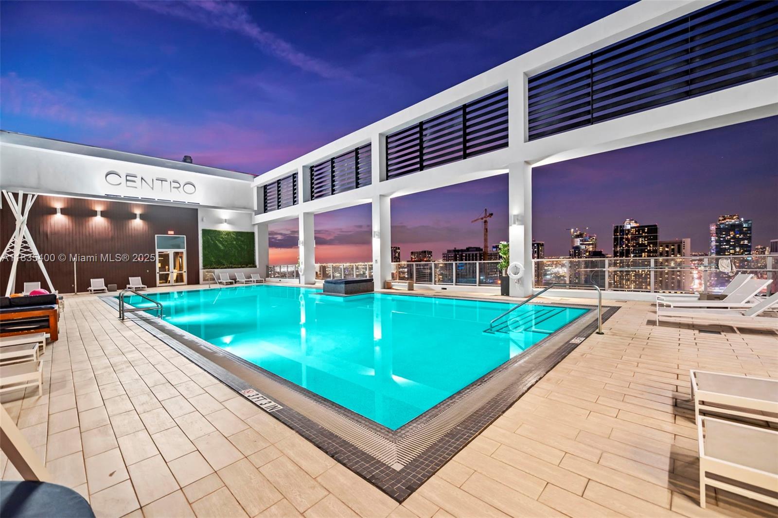 151 SE 1st St # 2511